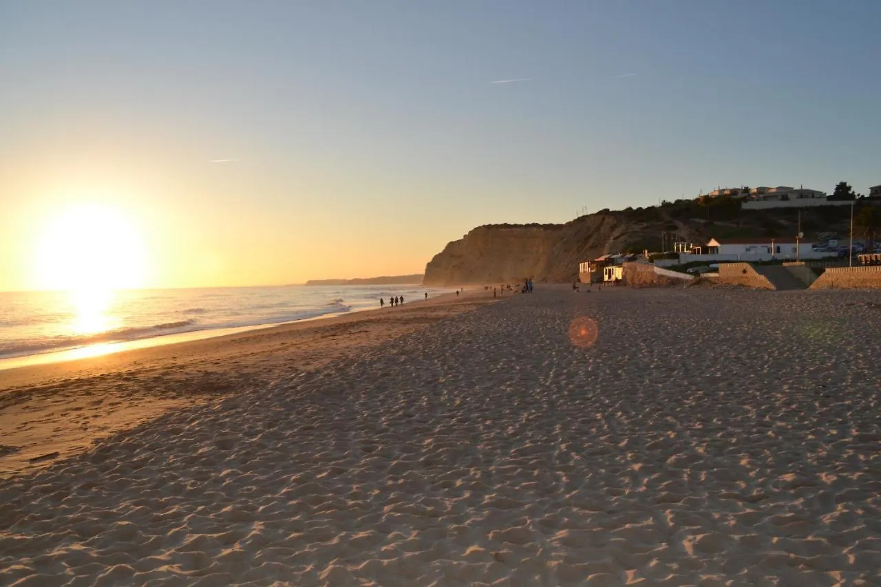 Large Penthouse Near Porto De Mos Beach With Magnificent Views In Lagos